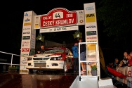 Rallye Český Krumlov: Vyhlášení výsledků na cílové rampě